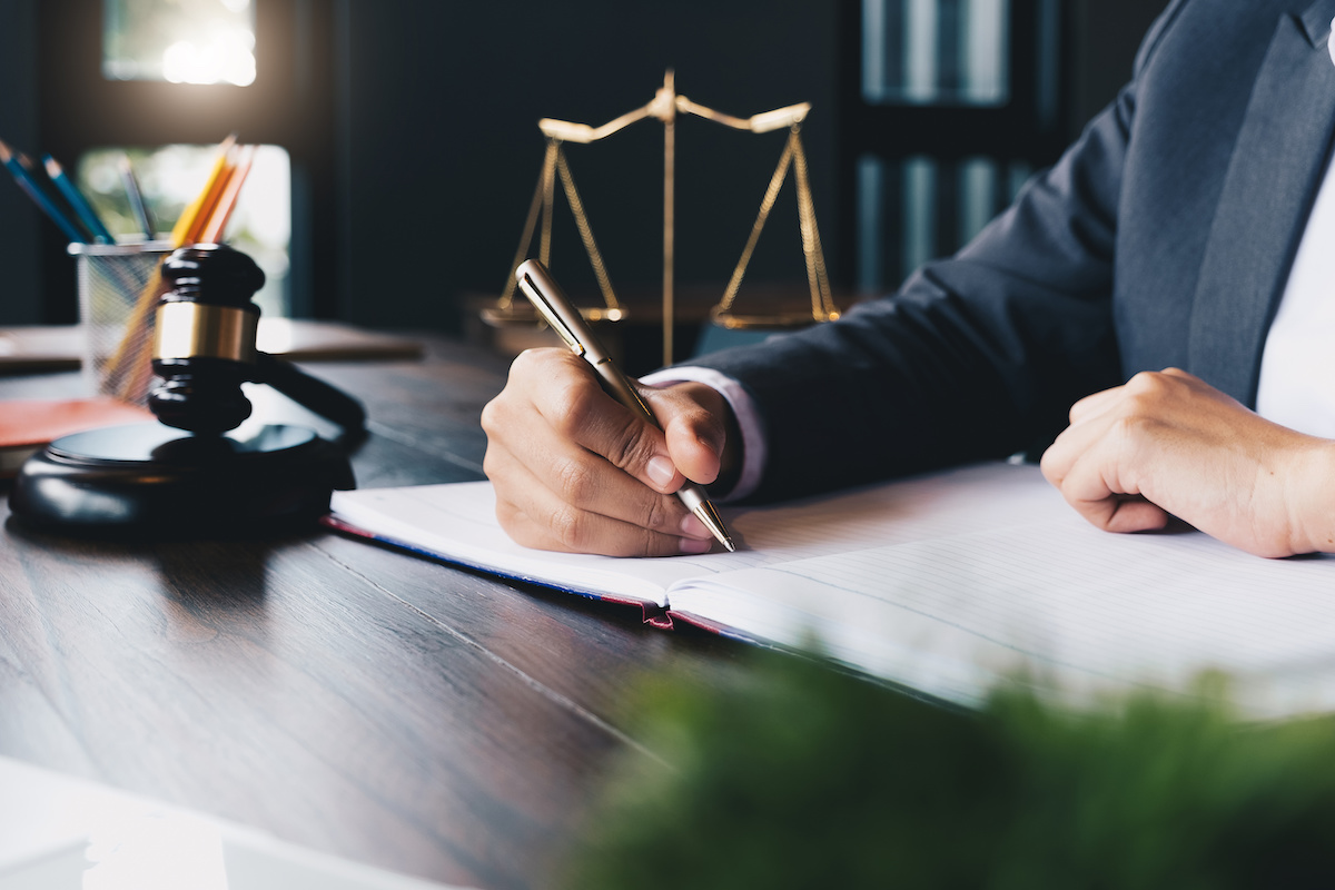 Things You Need to Know About Choosing a Law Firm in Winnipeg